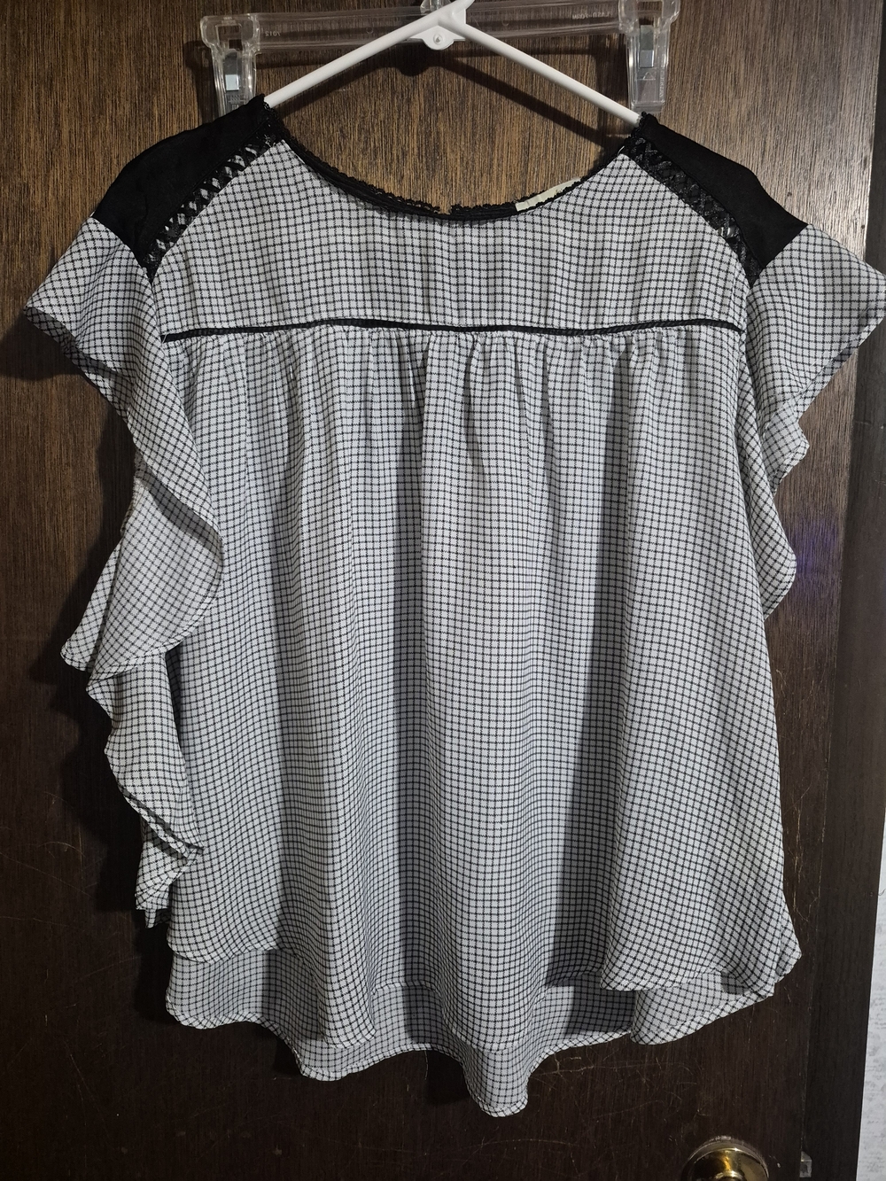 An’ge Paris Flowy Grid Plaid Ruffle Blouse | One Size Fits Most TU OS